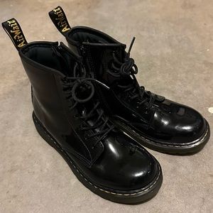 Dr. Martens Black Patent Leather boots Junior Size 4